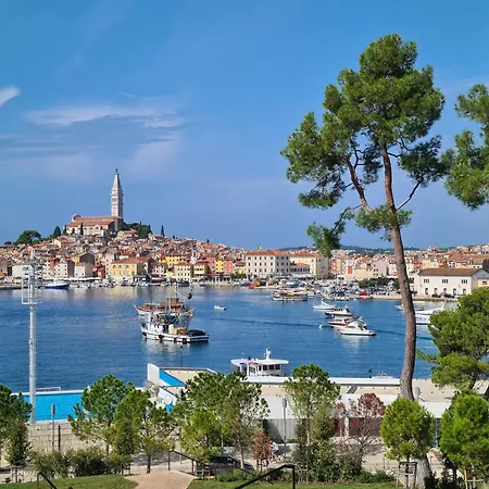 Persic 1 * Sveta Marina