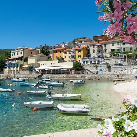Persic 1 * Sveta Marina